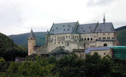 Imagen Castillo medieval Luxemburgo, click para jugar