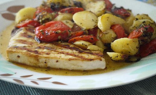 Imagen Pescado, patatas y tomate, click para jugar