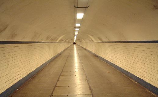 Imagen Tunel en el metro, click para jugar